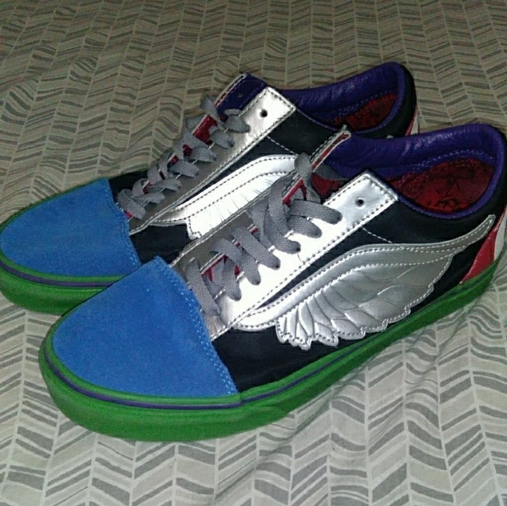 Vans Marvel x old school Avengers